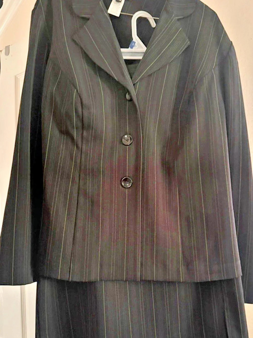Suits Us Striped Blazer Black & Gray Medium Like New
